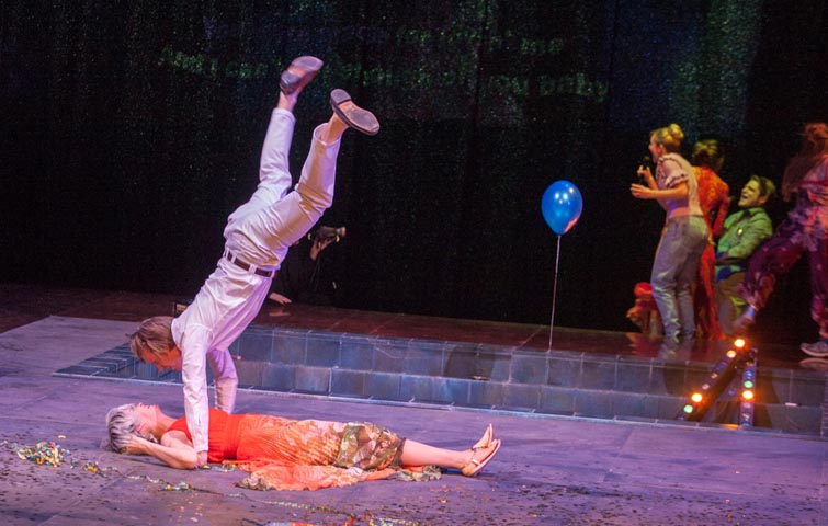 Der Kirschgarten, Theater Aachen, Katja Zinsmeister, Elina Finkel